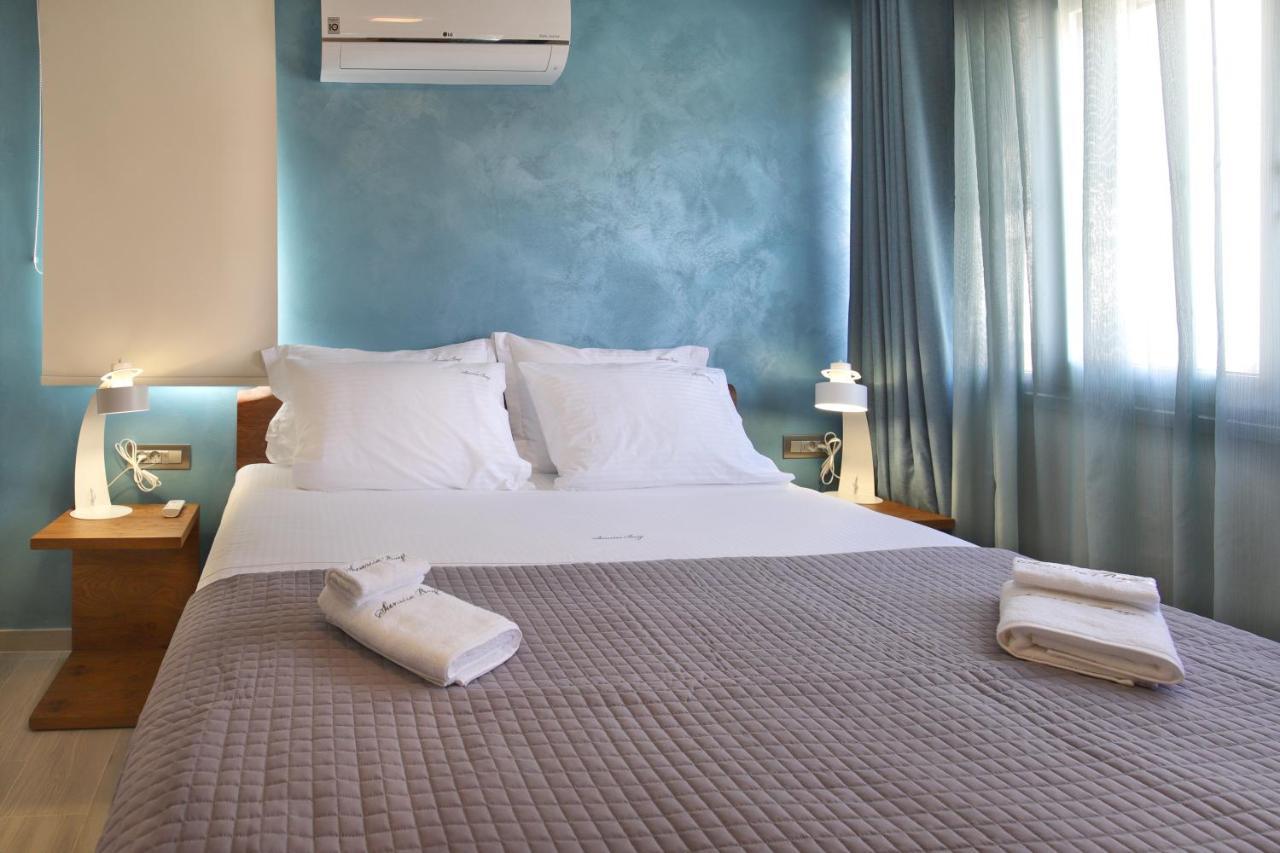 Sunrise Bay Apts Agia Efimia Extérieur photo