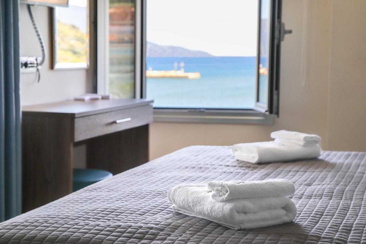 Sunrise Bay Apts Agia Efimia Chambre photo